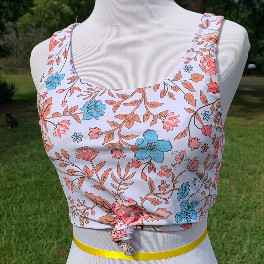 NWOT Floral Longline Cropped Knot Bikini Tank Swim Top Small Super Comfy!